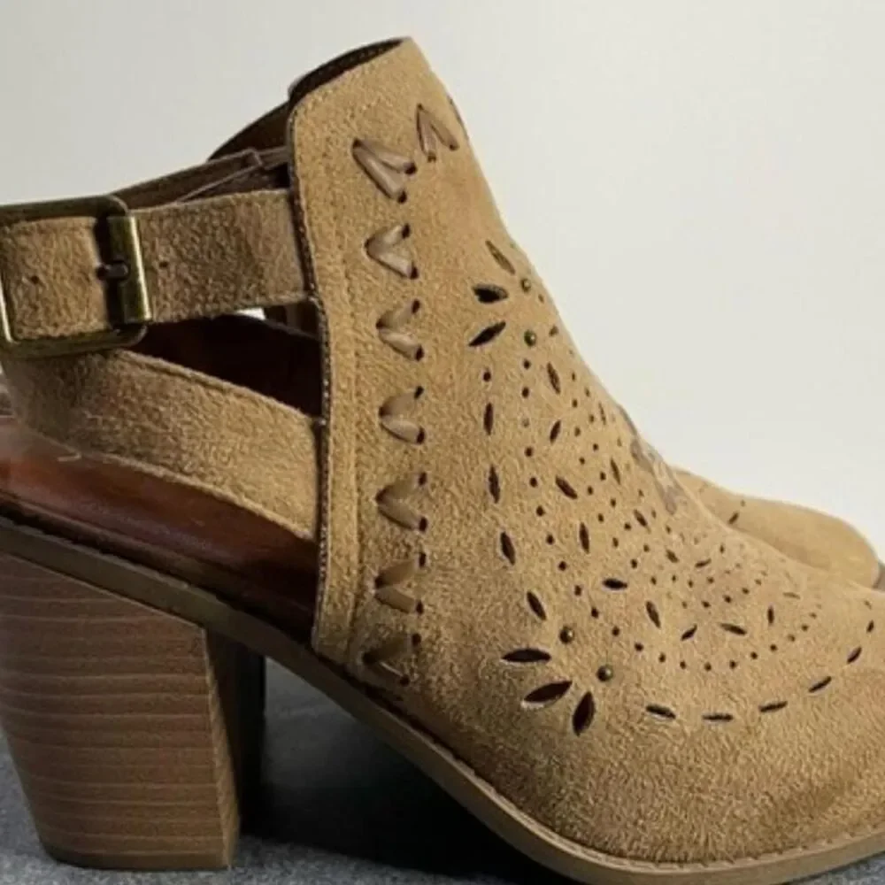 Unbranded Women's Tan Boots
